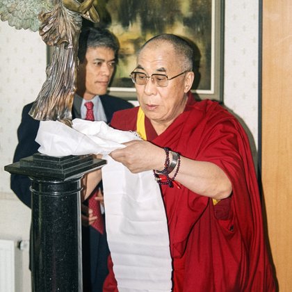 Jo Šventenybė XIV Dalai Lama laimina Užupio Angelą